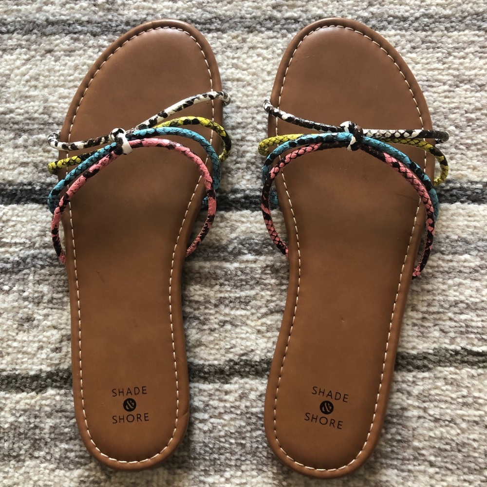 🌸Shade & Shore Woman’s Sandals 🌸 - Picture 3 of 11